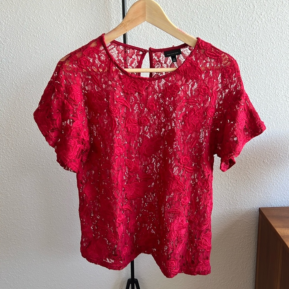 Who What Wear - Red lace short sleeve blouse - medium